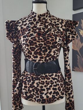 3/$30 Leopard Print Ruffle Shoulder Top in Brown & Black